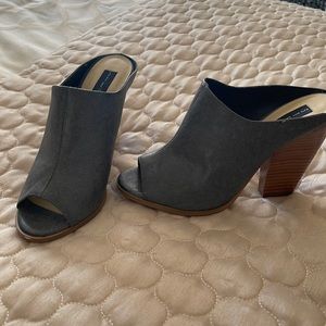 Steve Madden gray mules